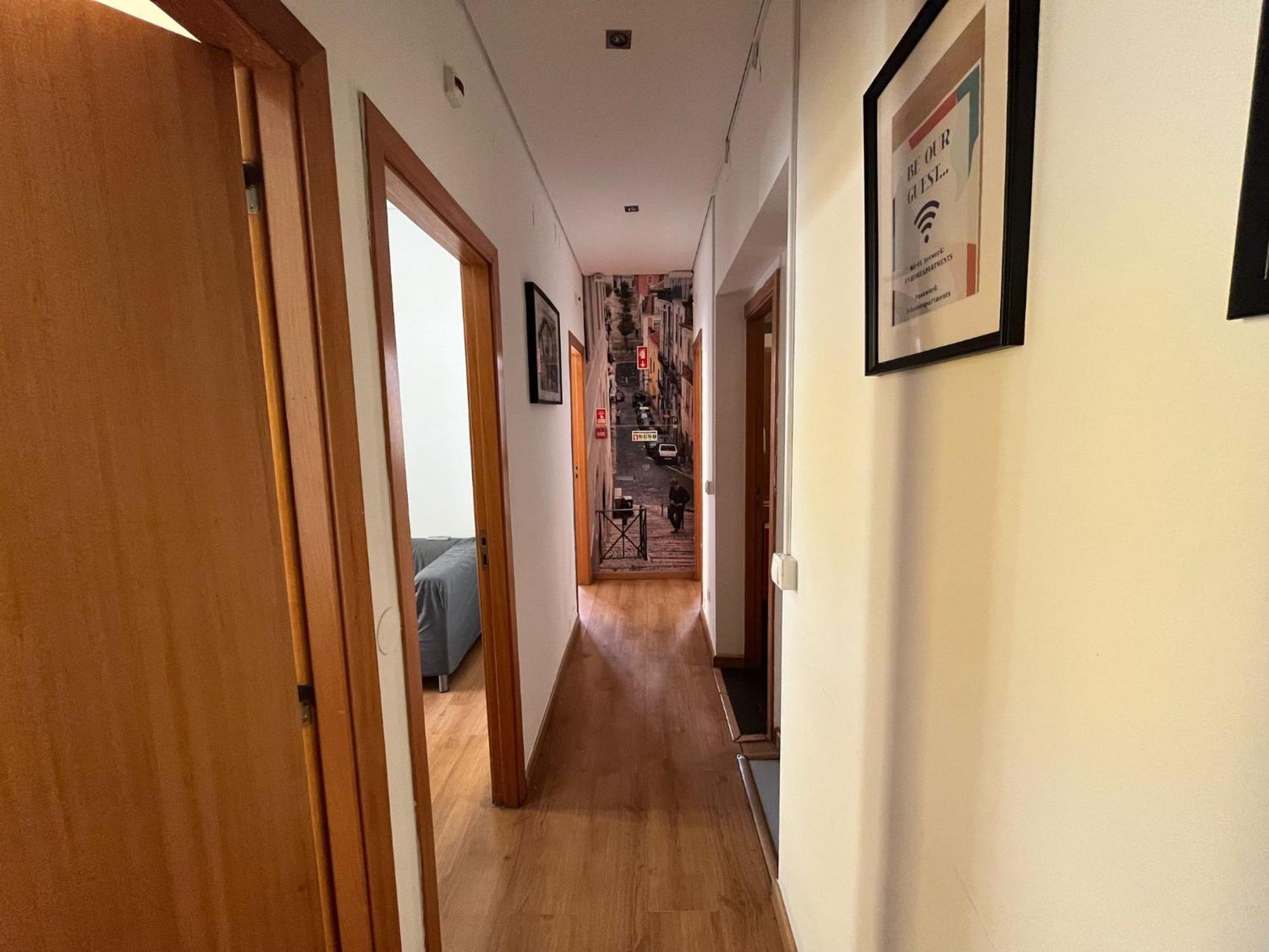 Bairro Alto Hostel Lisbon Luaran gambar