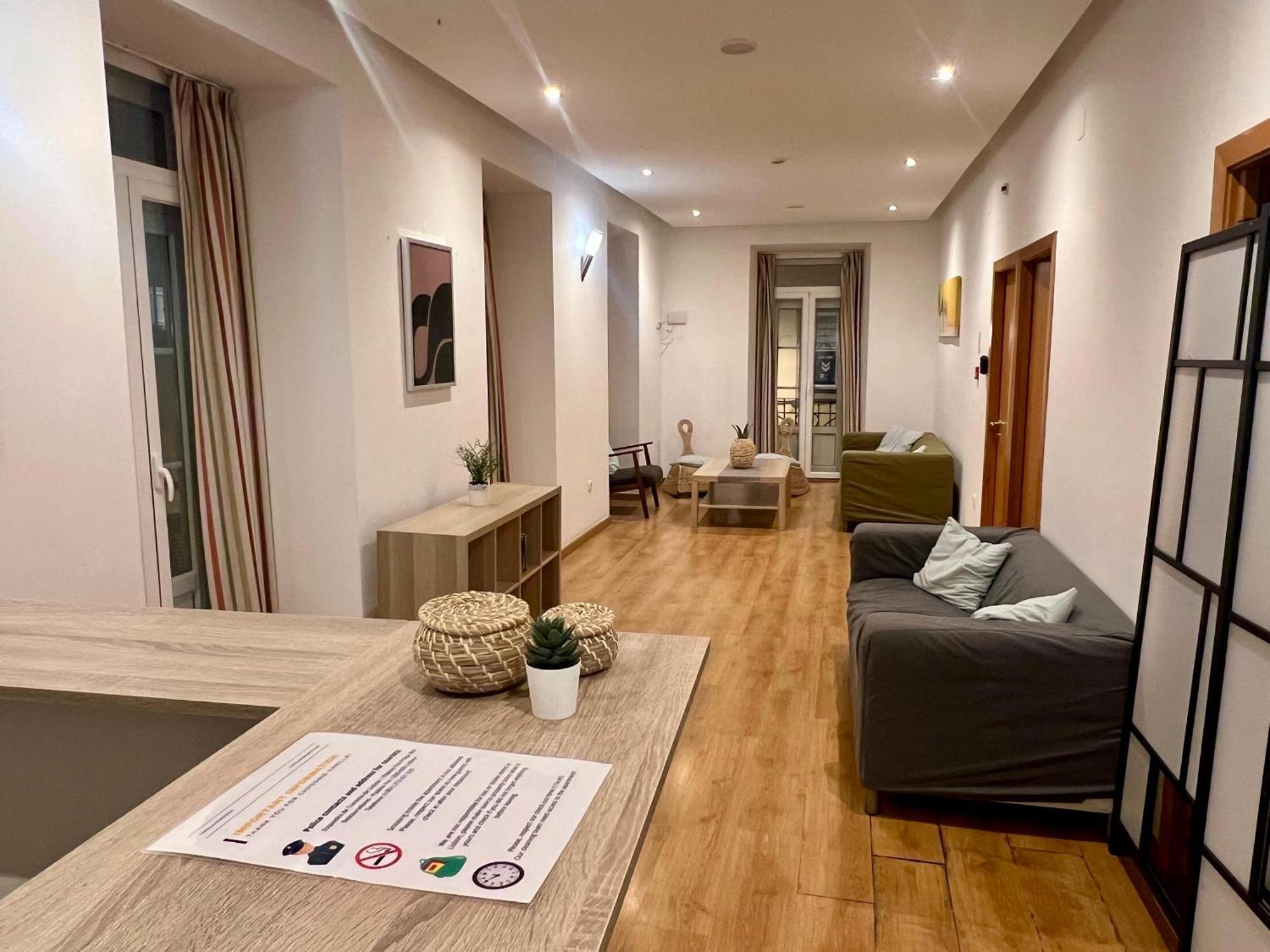 Bairro Alto Hostel Lisbon Luaran gambar