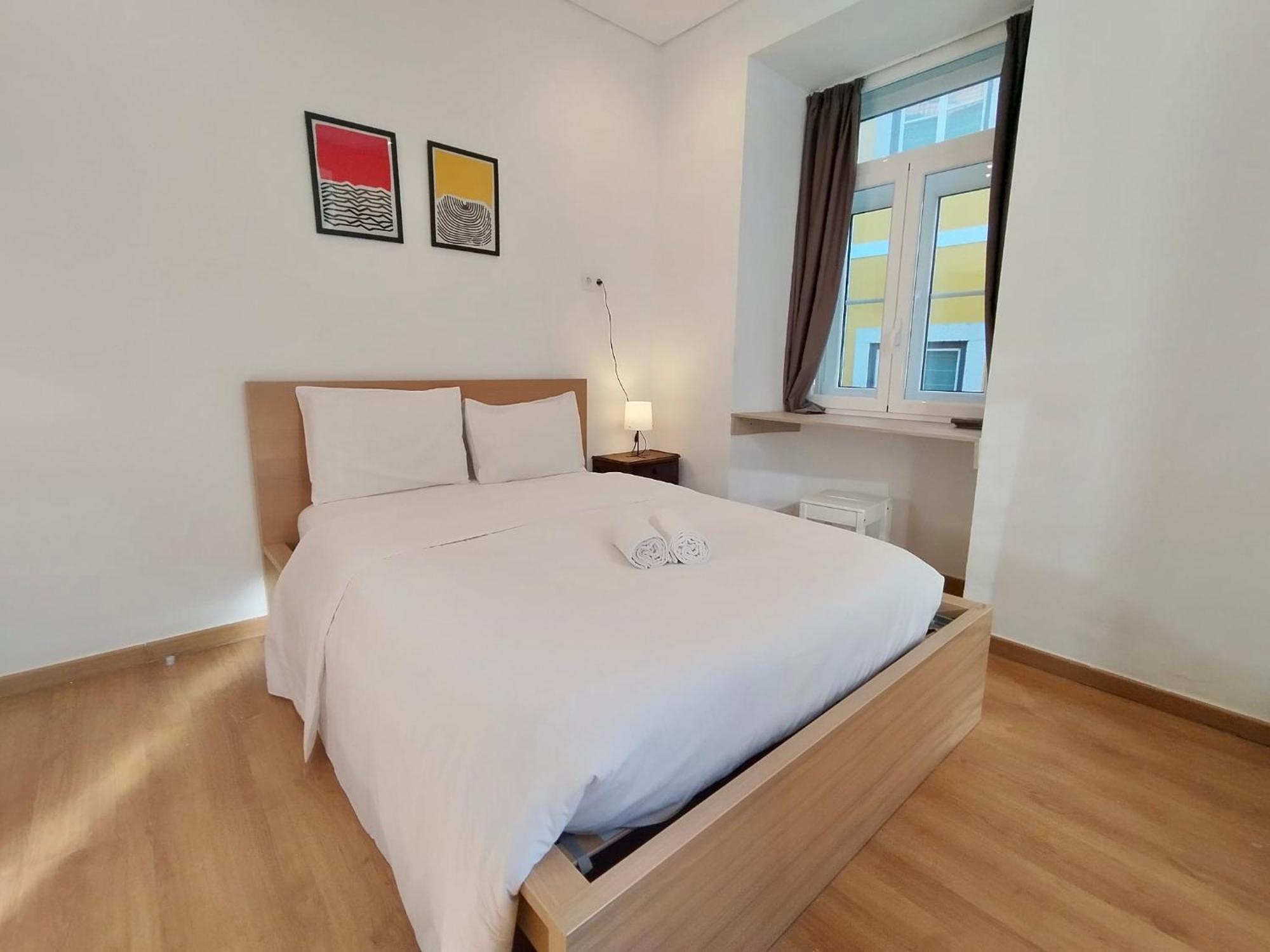 Bairro Alto Hostel Lisbon Luaran gambar
