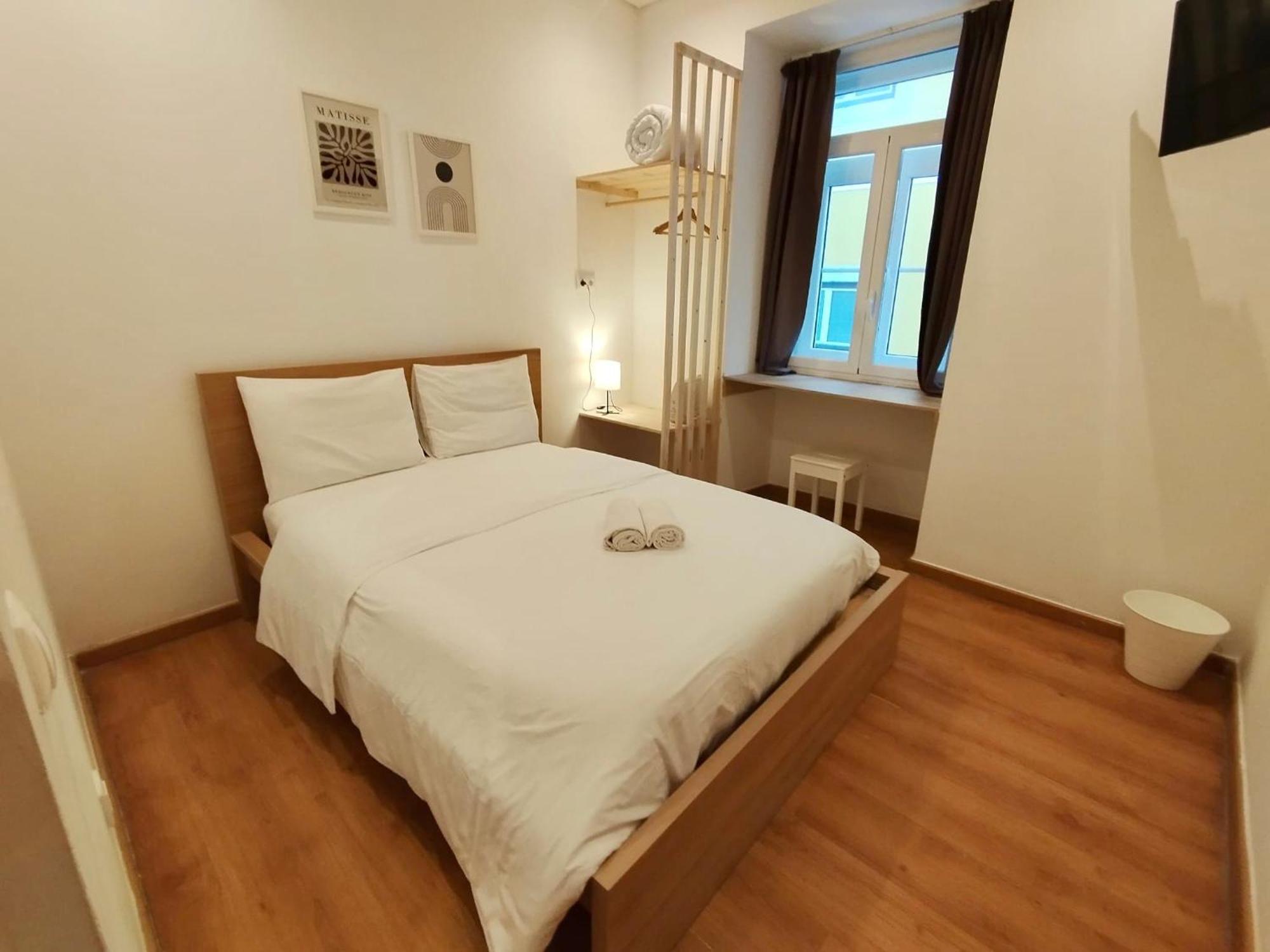 Bairro Alto Hostel Lisbon Luaran gambar